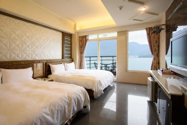 غرفة عائلية بإطلالة على البحيرة، Shui Sha Lian Hotel - Harbor Resort 1/2