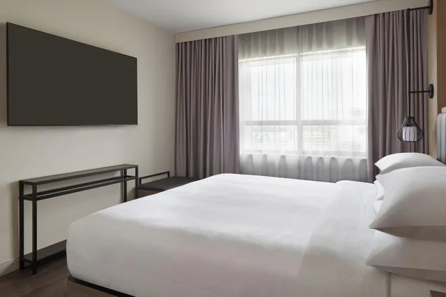 جناح جونيور بغرفة نوم واحدة، Kingston Market Square Hotel 1/3