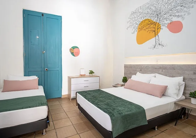 غرفة ثلاثية بسرير كينج وسرير فردي، Botanica Casa Hotel 3/6