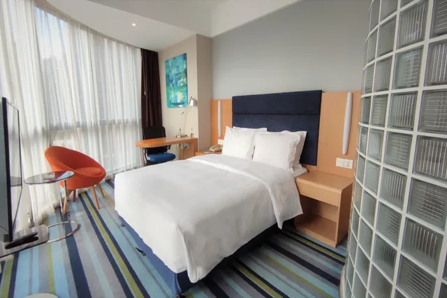 غرفة بسرير كوين بإطلالة على المدينة، HOLIDAY INN EXPRESS FUZHOU DOWNTOWN 1/5