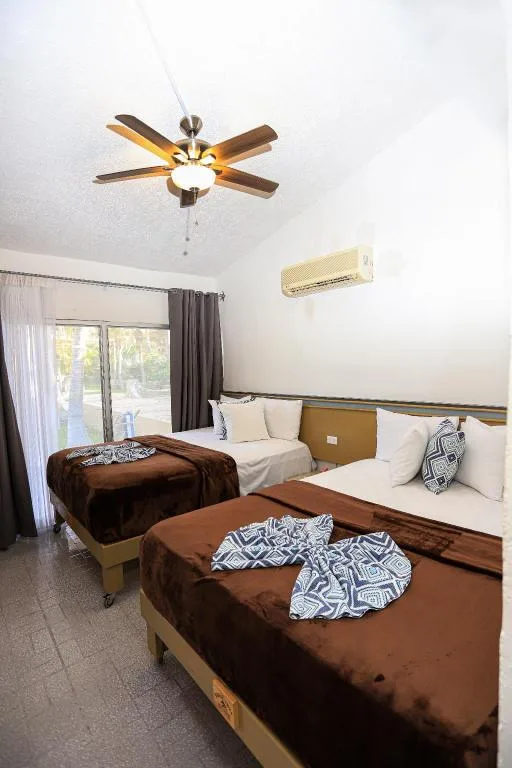 غرفة بريميوم، Buena Vista Oceanfront & Hot Springs Resort 7/10