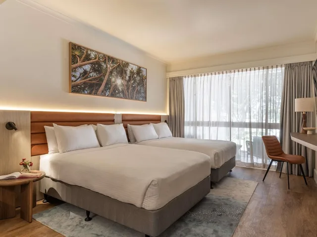 Deluxe, 2 Double Beds, Lagoon View، Novotel Sunshine Coast Resort 1/1