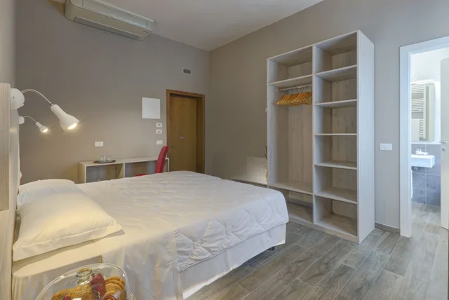 غرفة كلاسيكية بسرير كوين بإطلالة على الجبل، Hotel Terme Di Frasassi 4/5