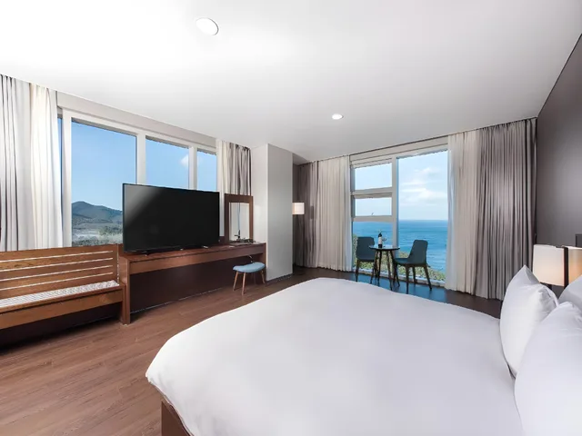 غرفة ديلوكس بسرير كوين، Hotel Tops 10 1/2