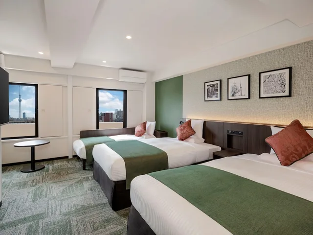 Tree, Superior, Twin Beds, with Extra Bed, with View، Hotel Mystays Asakusa 2/6