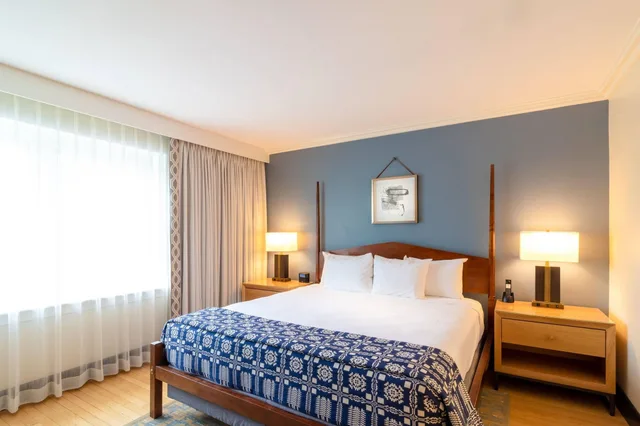 جناح جونيور بسرير كينج، Williamsburg Lodge 1/5