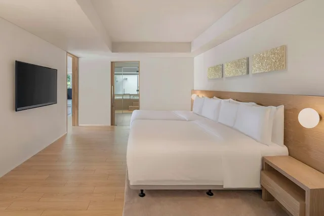 جناح رئاسي بسريرين مزدوجين بإطلالة على الحديقة، IRAPH SUI, a Luxury Collection Hotel, Miyako Okinawa 1/2