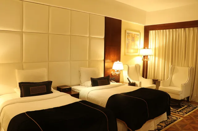 Resort, Luxury, Twin Beds، Della Resorts 1/4