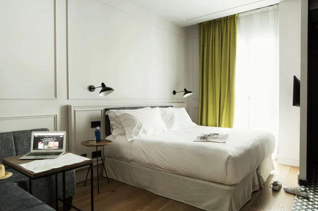 Room, Twin Beds, Totem Madrid 2/5