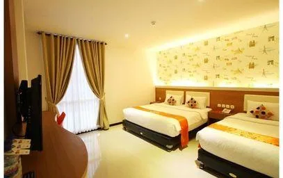 غرفة ثلاثية، Tab Hotel 1/3