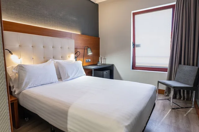 غرفة مفردة بسرير مزدوج، Silken Amara Plaza 1/4