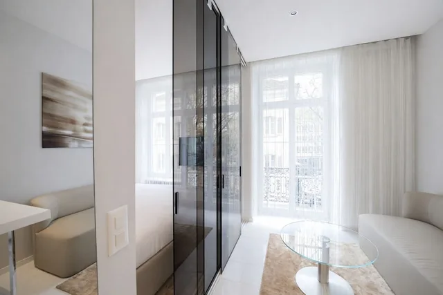 غرفة جونيور بسرير مزدوج بشرفة بغرفة نوم واحدة بمطبخ صغير، Visionapartments Zurich Gerechtigkeitsgasse 1/4