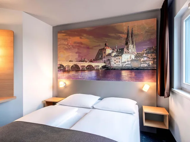 غرفة بسرير كوين، B&B Hotel Regensburg 4/8