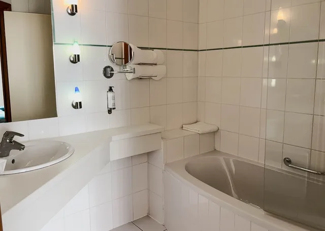 غرفة سوبيريور كبيرة بسرير كينج، Best Western Plus Hotel and SPA Le Schoenenbourg 4/4