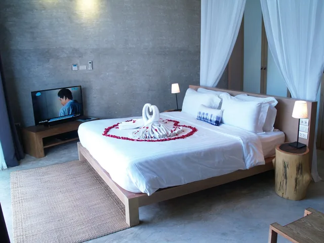 3 Bedrooms, Pool, Family, Villa, 3 King Beds، Sunday Sea Two Pool Villa Pattaya 3/8