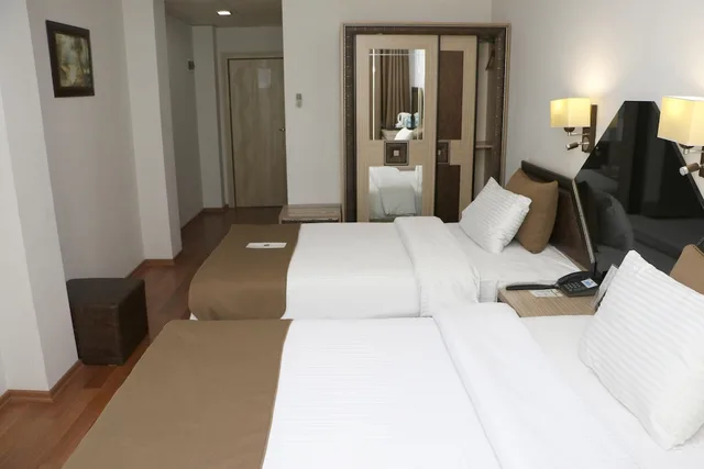 غرفة كلاسيكية بسرير مزدوج وسرير فردي بغرفة نوم واحدة، My House Otel 8/10