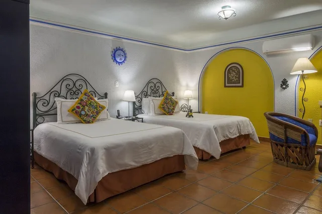 جناح جونيور، Parador San Miguel 1/3