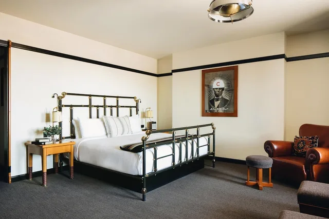 Millennium, Junior Suite، Chicago Athletic Association 1/2