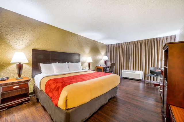 جناح بسريرين كينج، Econo Lodge Corinth 1/1
