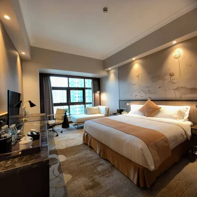 غرفة سوبيريور بسرير كينج وسرير كوين، Jin Jiang Pine City Hotel 2/4