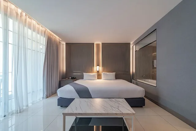 غرفة كلاسيكية غراند ديلوكس بسرير كينج، Mandarin Eastville Pattaya 5/10