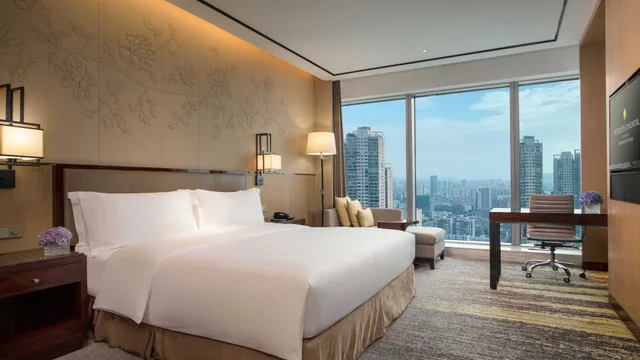غرفة كلاسيكية بسرير كينج، InterContinental FUZHOU 1/2