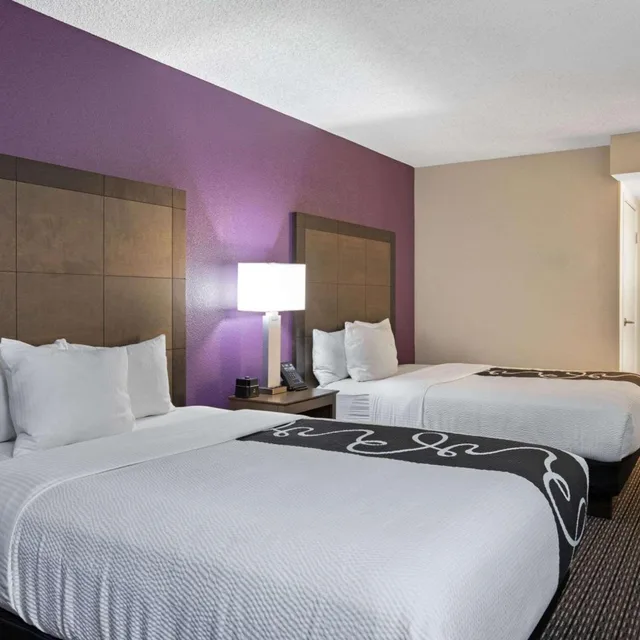 Deluxe, 2 Queen Beds, La Quinta Inn & Suites by Wyndham Rancho Cordova Sacramento 6/9