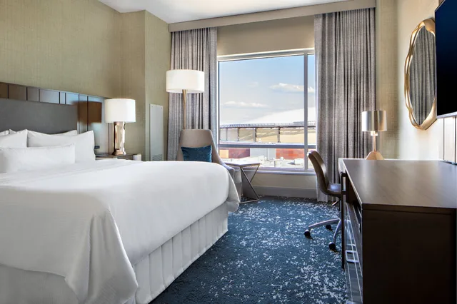 غرفة تقليدية بسرير كينج، Westin Memphis Beale Street 5/10