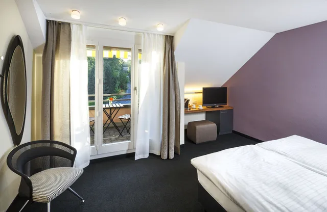 Room, Twin Beds, Hill View، Seehotel Kastanienbaum 6/10