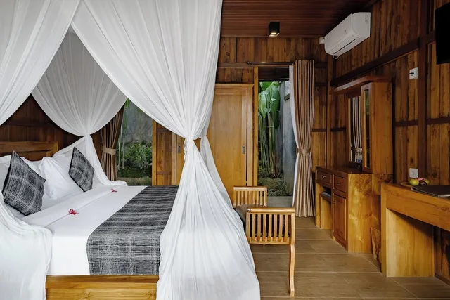 1 Bedroom, Pool, Wooden, Villa, Double Bed, Valley View, Yanyan Resort Ubud 2/10