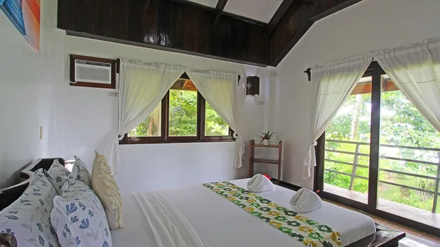 فيلا بسريرين كوين بإطلالة على البحر بغرفتي نوم، Ocean 101 Beach Resort 6/10