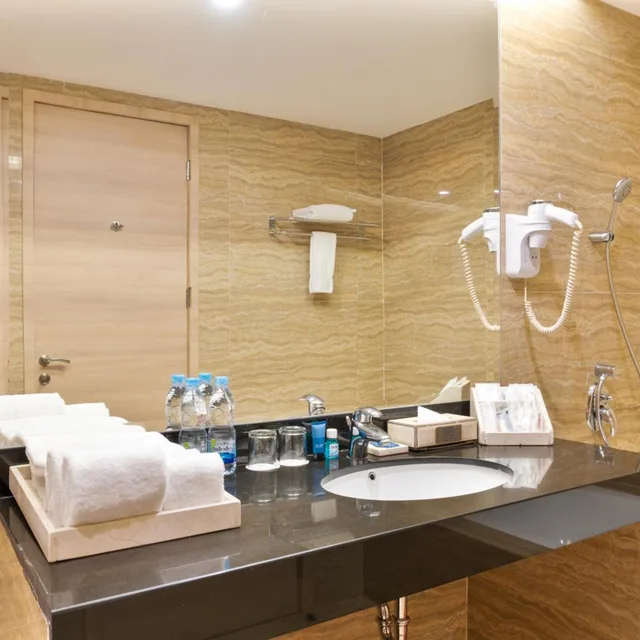Grand, Suite, FOUR POINTS BY SHERATON MEDAN 4/7