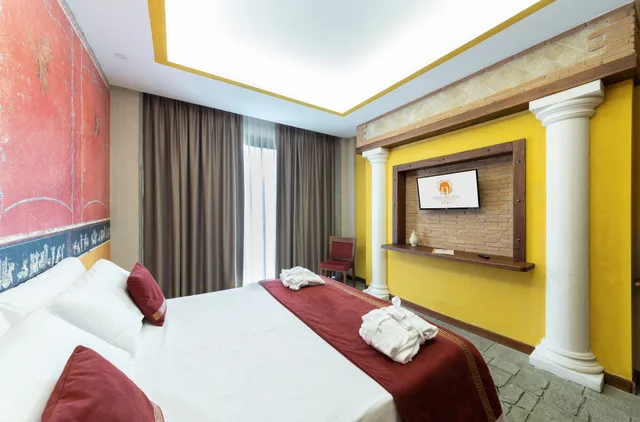جناح بسرير كوين، Hotel del Sole Pompei 1/8