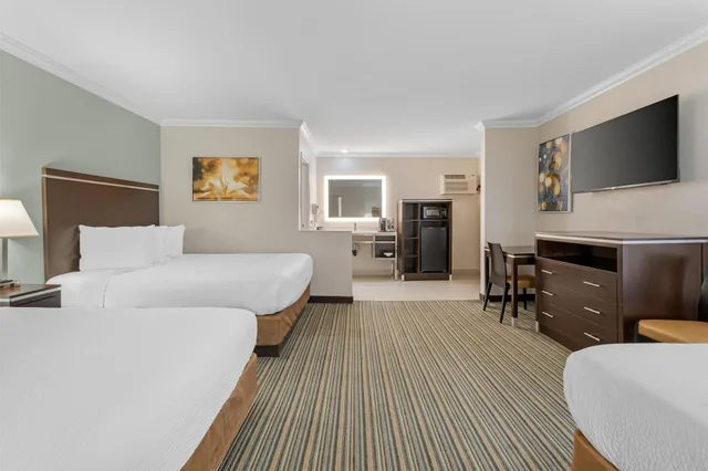 Standard, Multiple Beds، Best Western Courtesy Inn - Anaheim Park Hotel 3/5