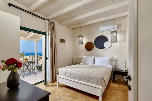 Superior, Suite, 2 Queen Beds, 2 Sofa, Marni Village 8/10