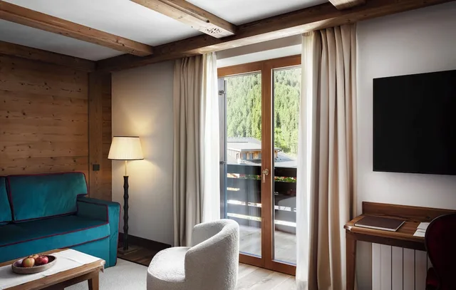 جناح جونيور بسرير كينج بإطلالة، Hotel Tyrol 6/8