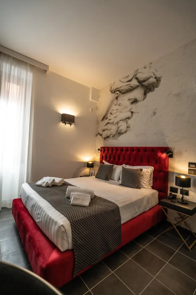 Deluxe, Queen Bed, Relais Manzoni 2/4