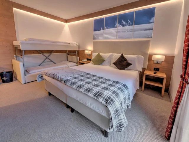 غرفة بريميوم رباعية، HOTEL CAMINETTO 1/1