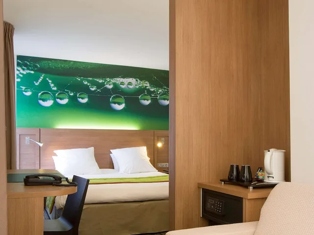 غرفة سوبيريور بسرير مزدوج مع أريكة، Mercure Quimper Centre 3/9