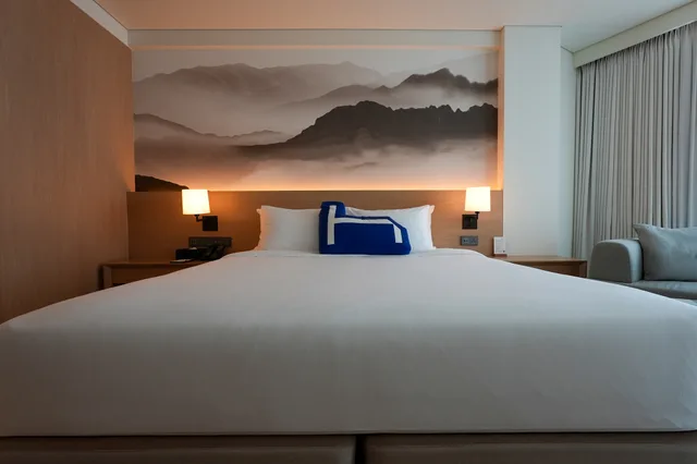 Escape, Deluxe, King Bed، Homm Marina Sokcho 1/5