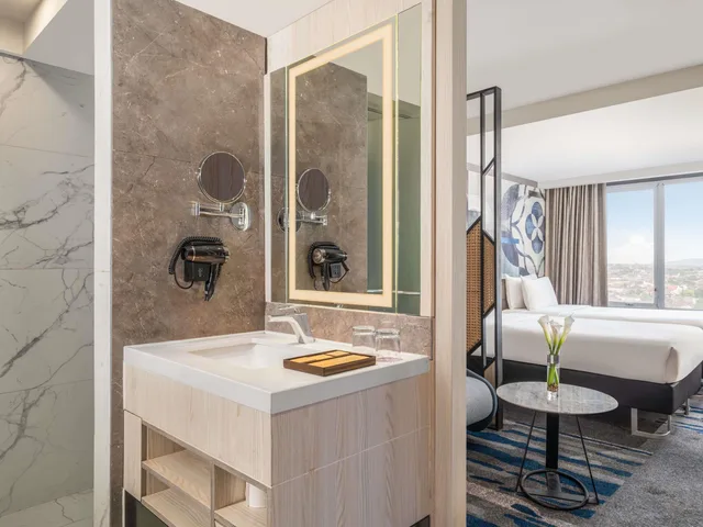 استوديو ديلوكس بسريرين، Novotel Suites Yogyakarta Malioboro 2/2