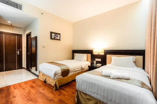 غرفة سوبيريور بسريرين منفصلين، Kingston Hotel 18 AT Kuala Lumpur Sri Damansara 1/3