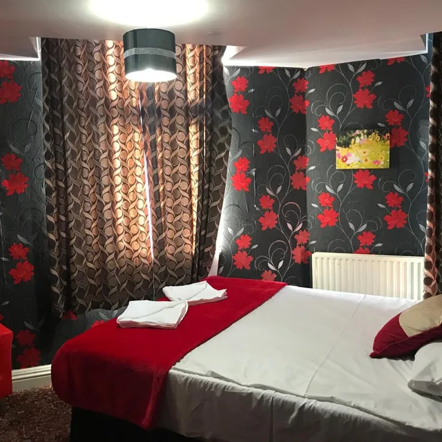 غرفة بسرير مزدوج بحمام خاص، Pacific Inn London Heathrow (ex. Essex Inn Hotel) 4/8