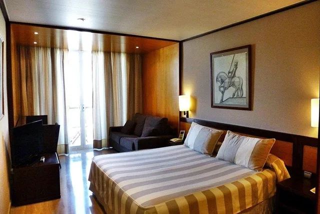 غرفة ديلوكس بسرير فردي بإطلالة على البحر بشرفة، Hotel Estela Barcelona 2/7