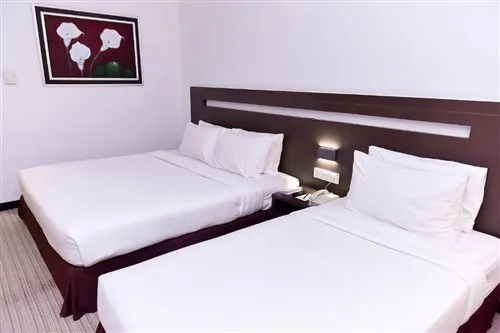غرفة سوبيريور ثلاثية، Premiere Hotel Klang 1/1
