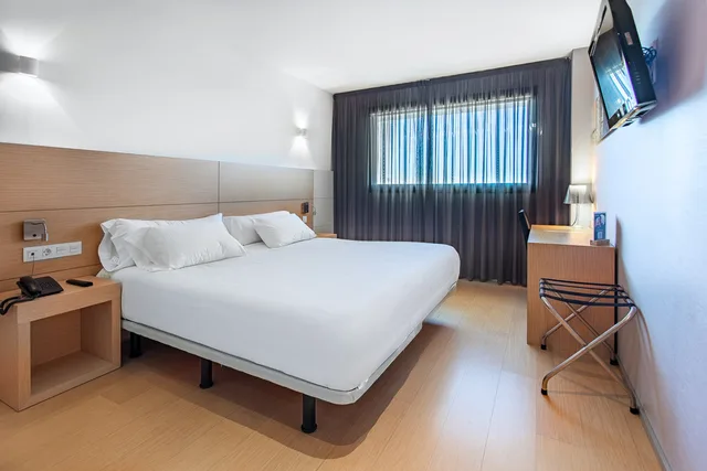غرفة عائلية بسرير كينج، Sercotel Hola Tafalla 2/7