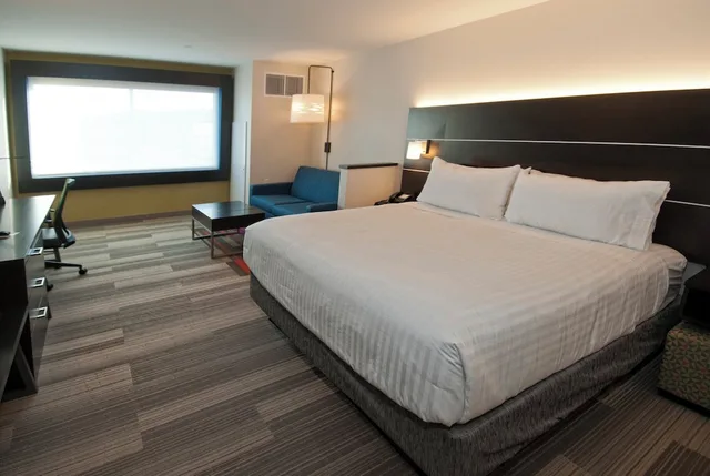 جناح بسرير كينج لذوي الإعاقة، Holiday Inn Express & Suites Johnstown 2/2