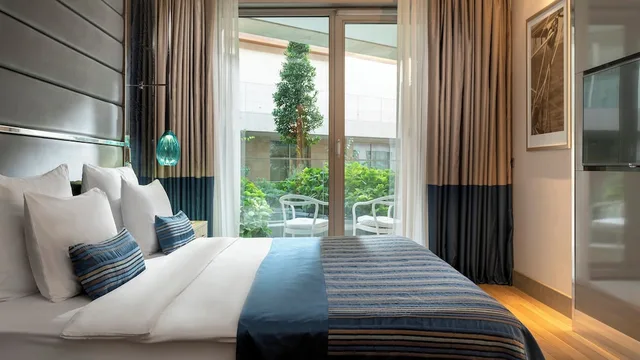 غرفة بريميوم بسرير كينج، Crowne Plaza Istanbul - Florya 2/10