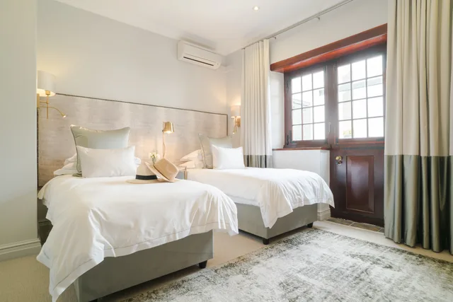 2 Bedrooms, Family, STEENBERG HOTEL 3/5