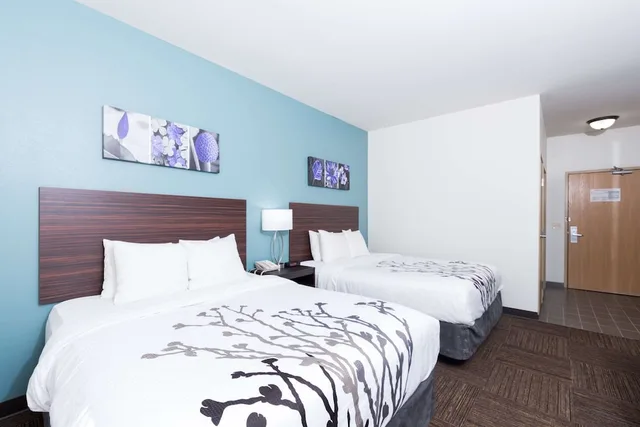 غرفة قياسية بسريرين كوين، Sleep Inn & Suites Washington near Peoria 1/2